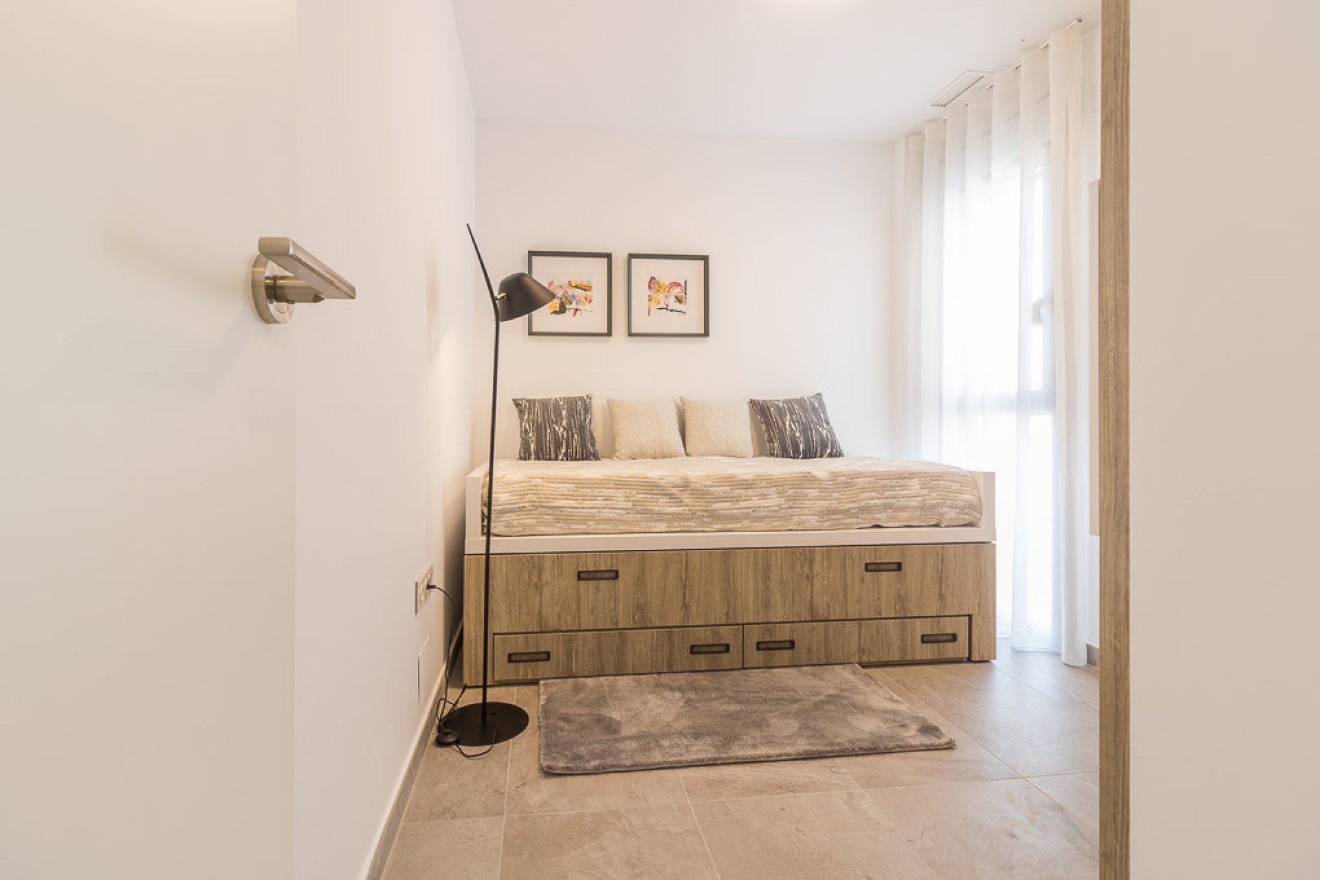 Новое здание - low-bungalow -
Torrevieja