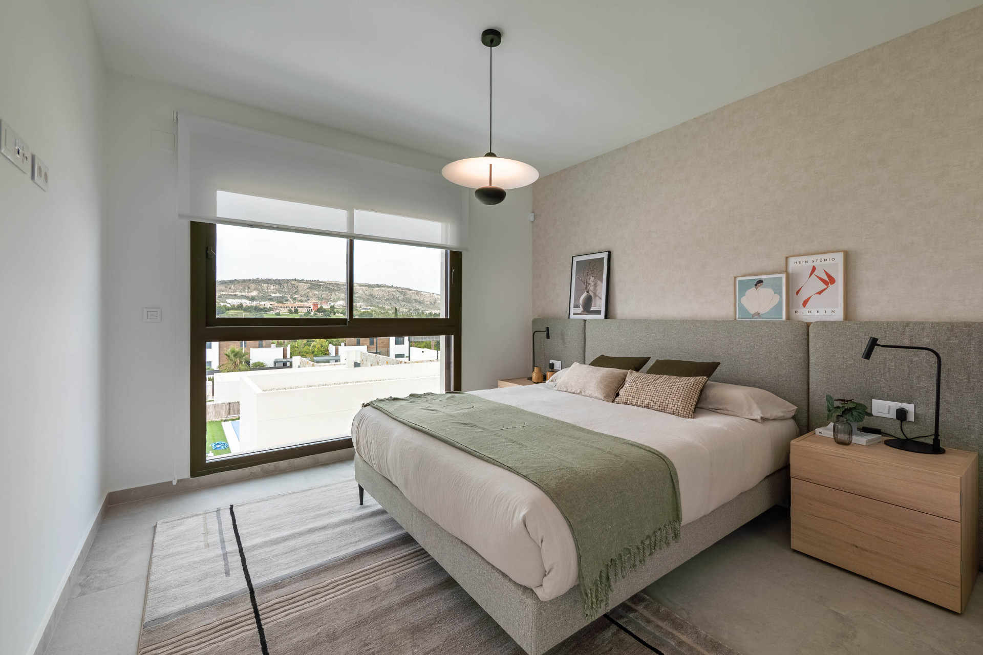 Новое здание - Таунхаус -
Algorfa