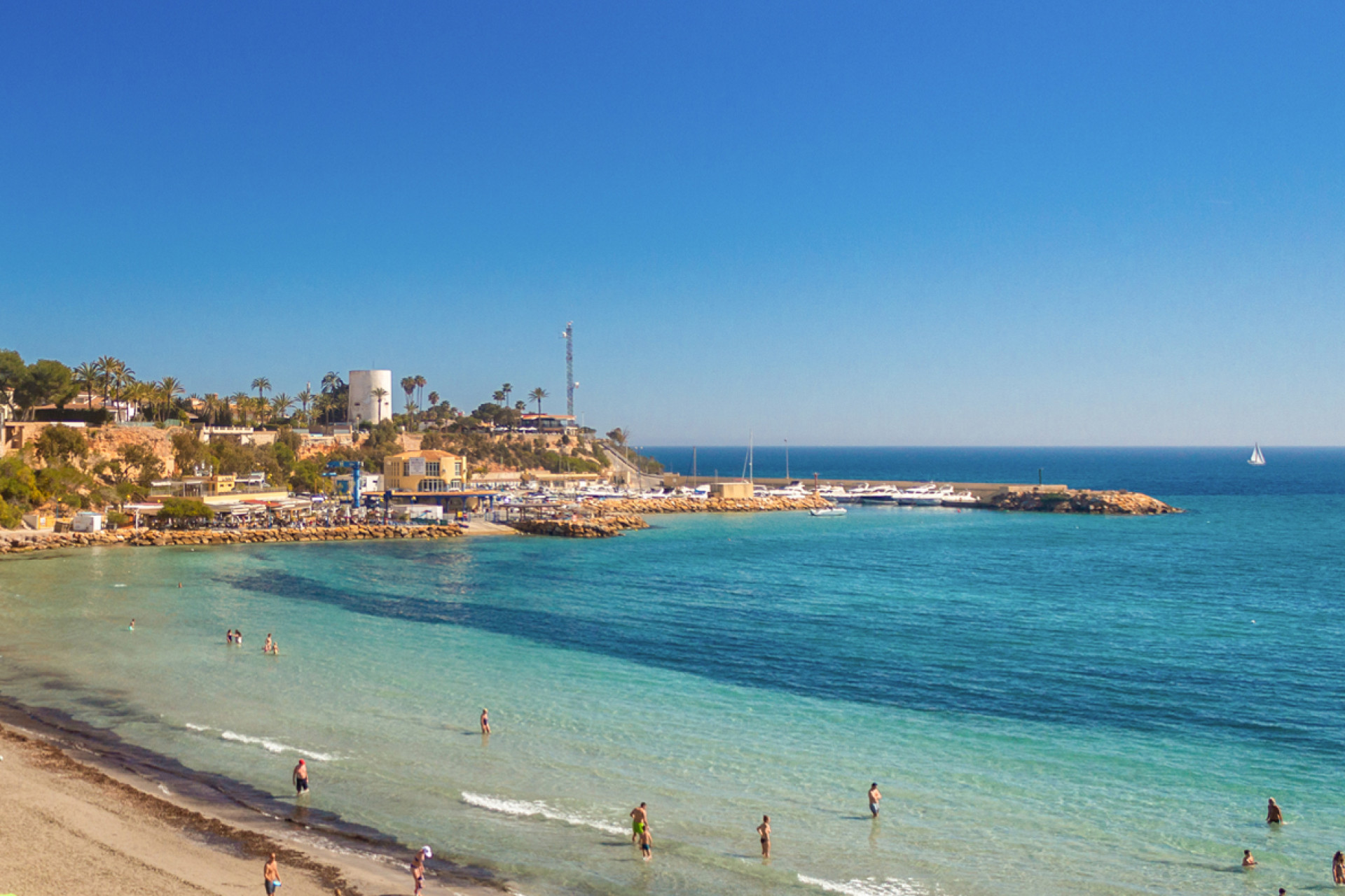 Новое здание - Таунхаус -
Orihuela Costa