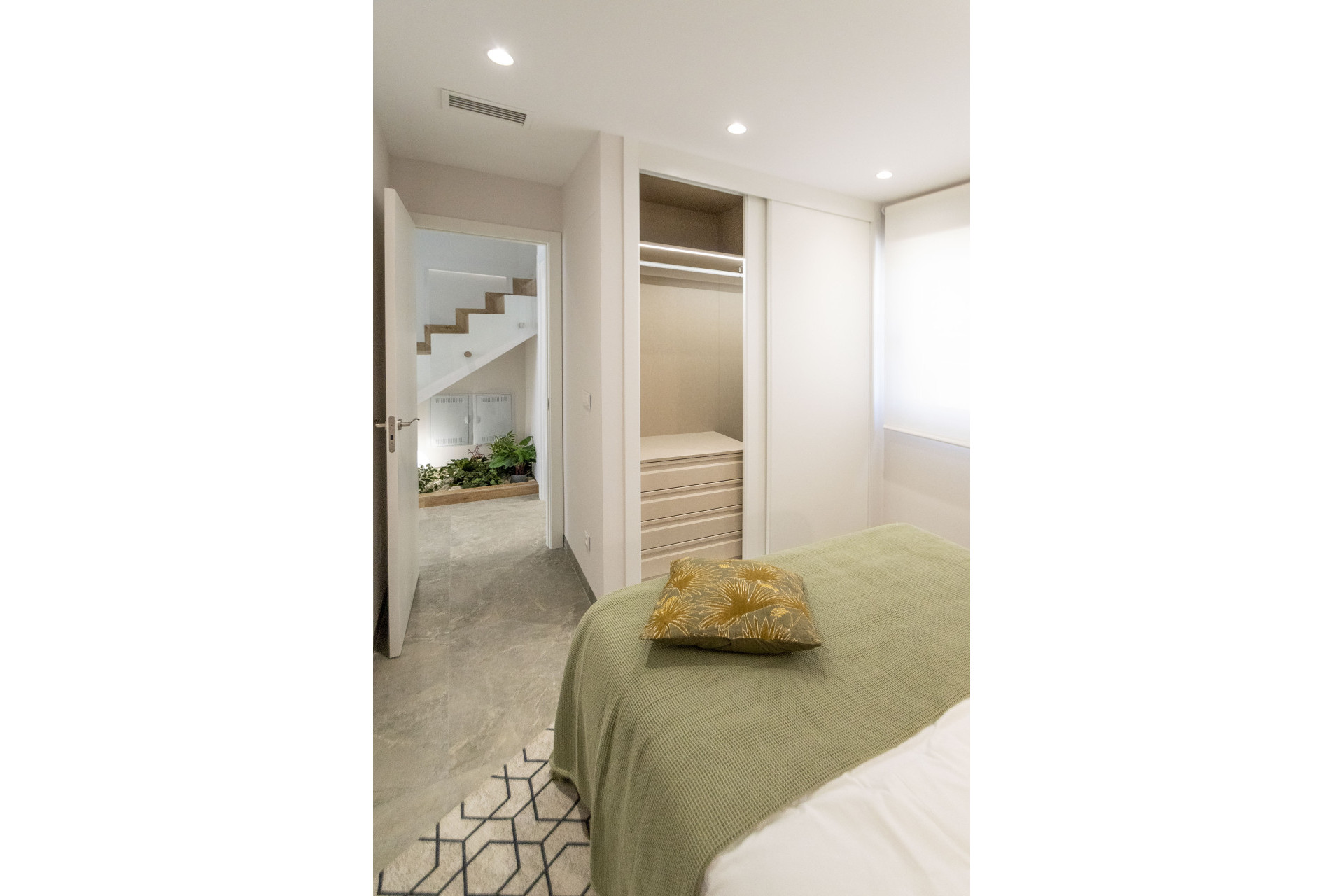 Новое здание - Таунхаус -
Pilar de la Horadada