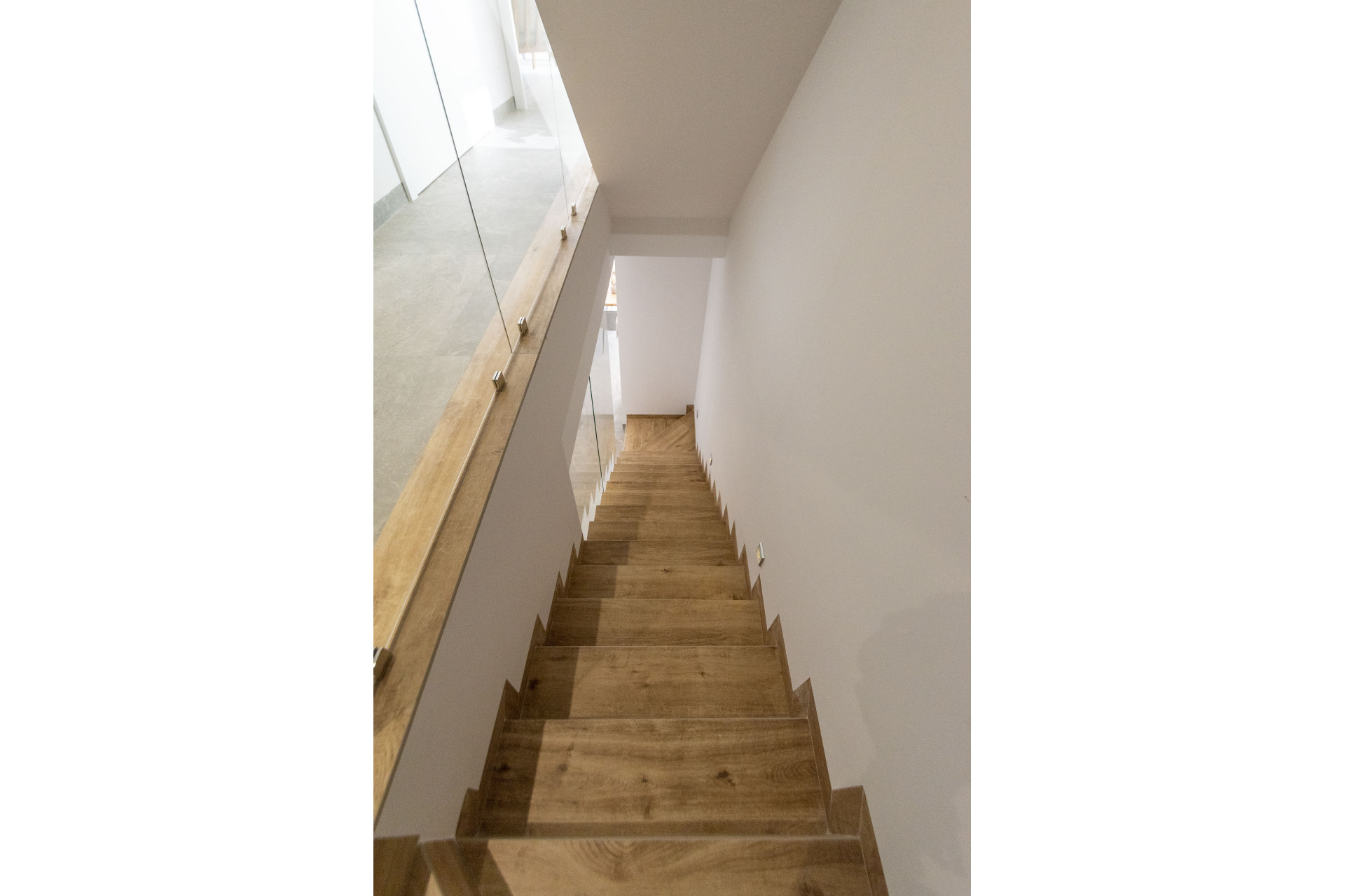 Новое здание - Таунхаус -
Pilar de la Horadada