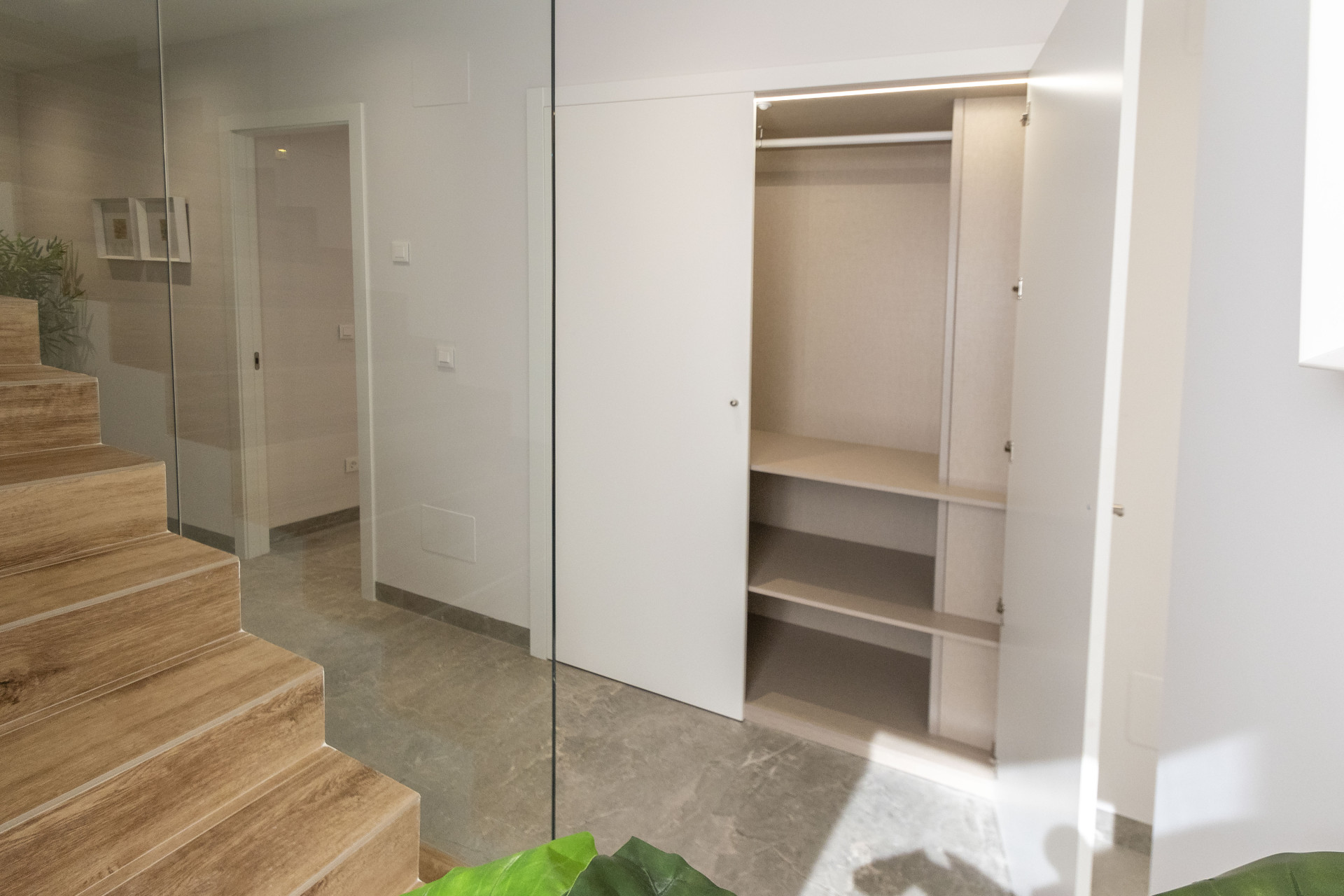 Новое здание - Таунхаус -
Pilar de la Horadada