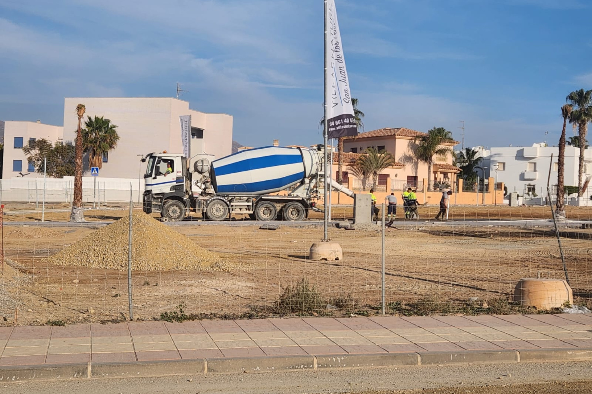 Новое здание - Таунхаус -
San Juan de los Terreros