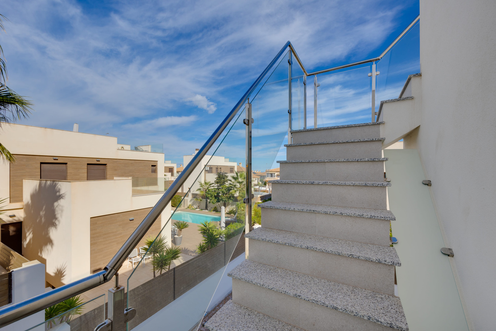 Новое здание - Таунхаус -
Torrevieja