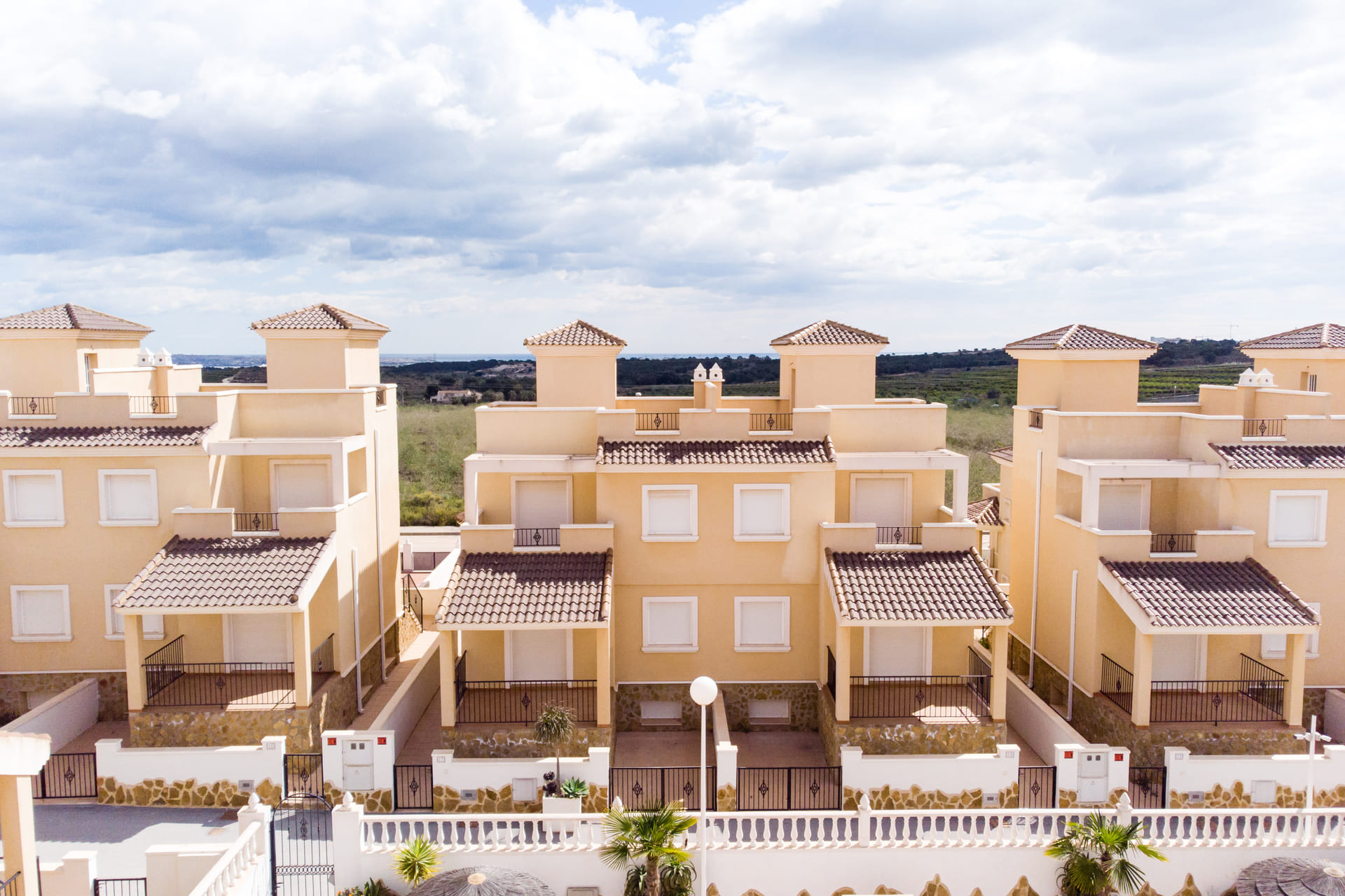 Новое здание - terraced -
San Miguel de Salinas