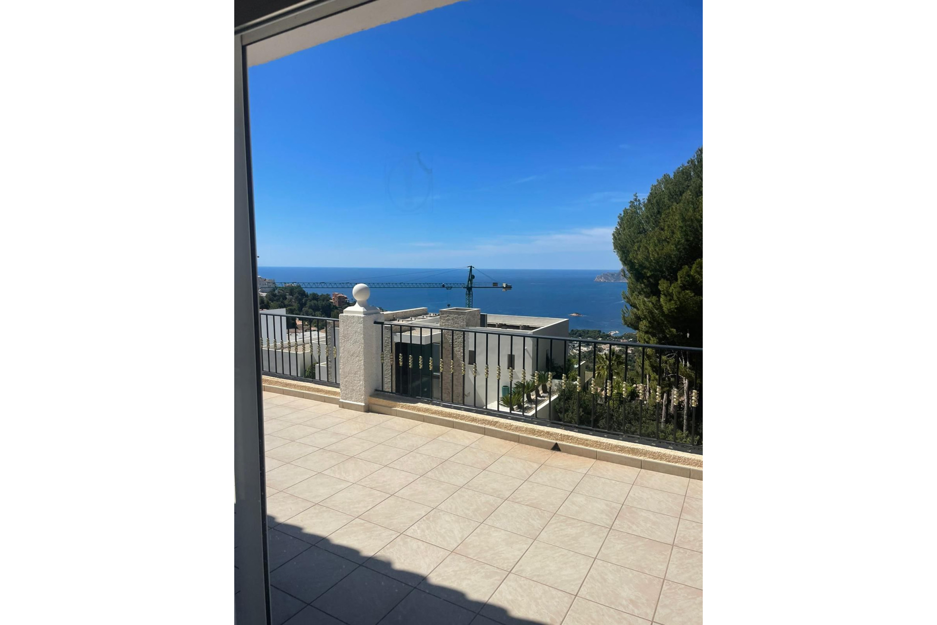 Новое здание - Villa -
Altea
