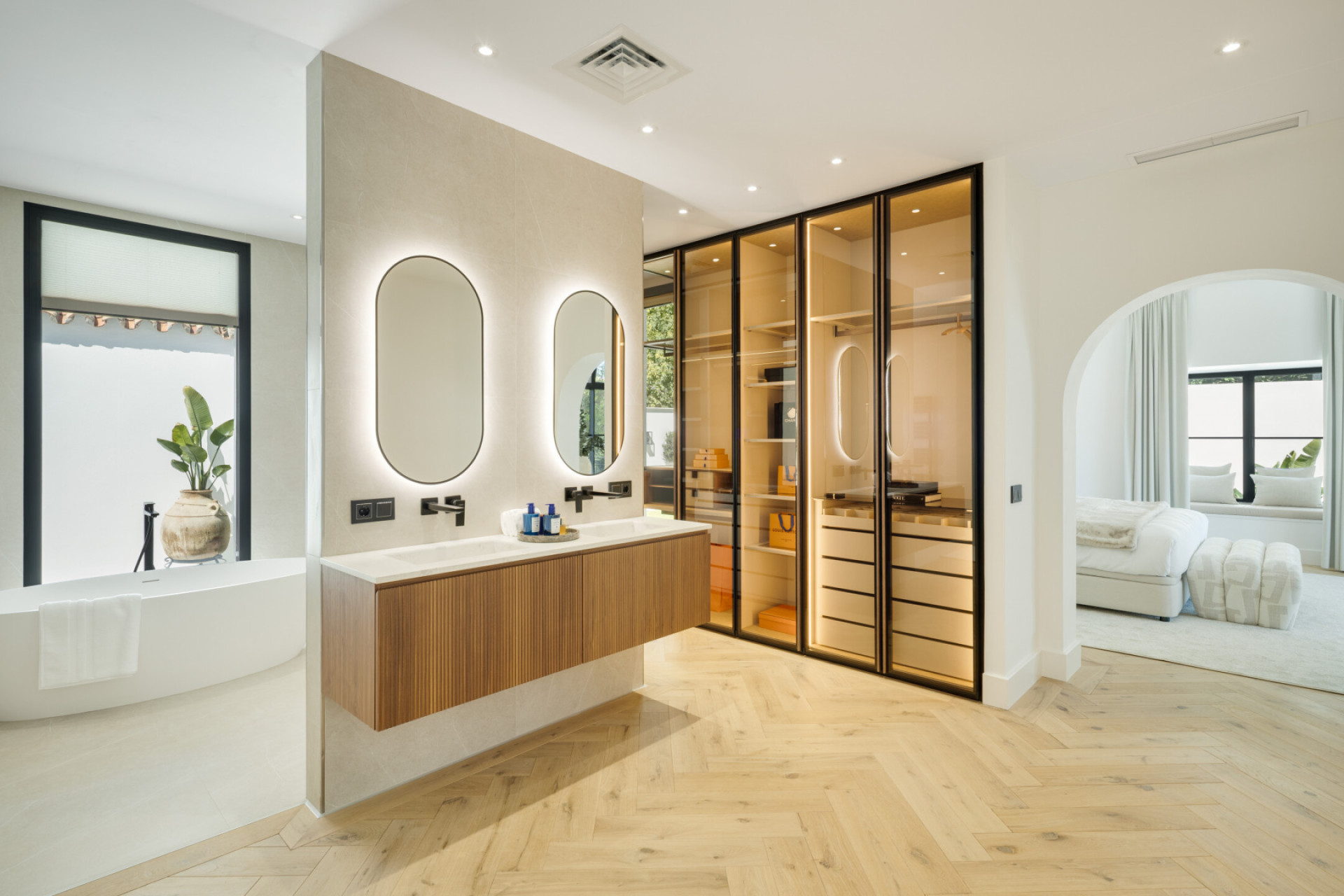 Новое здание - Villa -
Benahavís