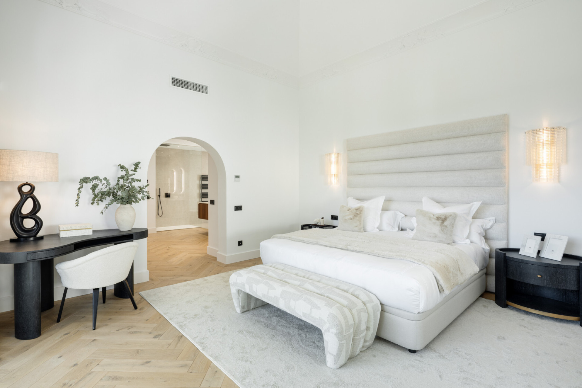 Новое здание - Villa -
Benahavís