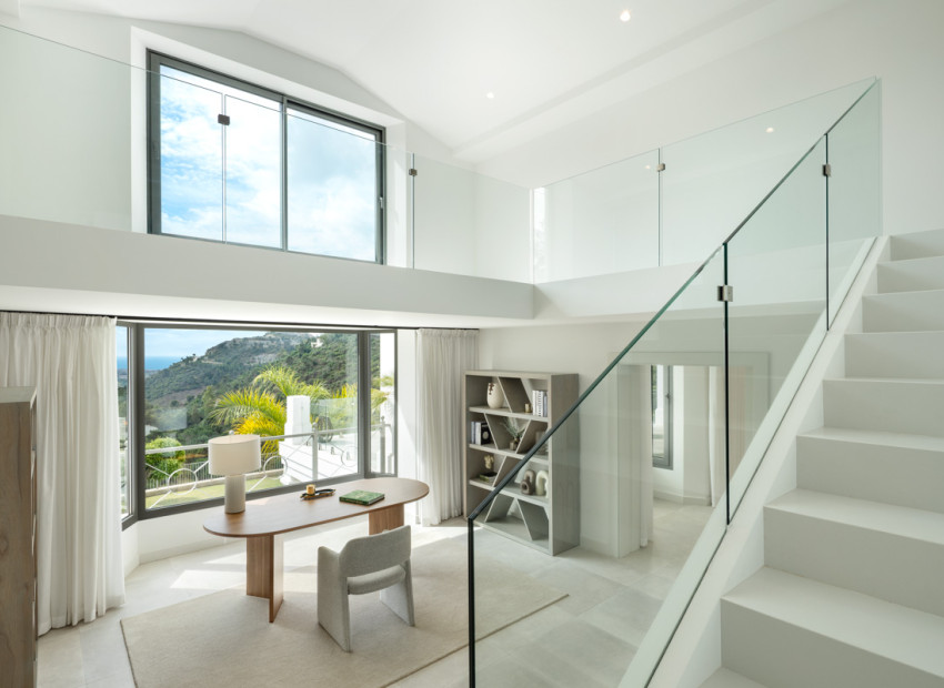 Новое здание - Villa -
Benahavís