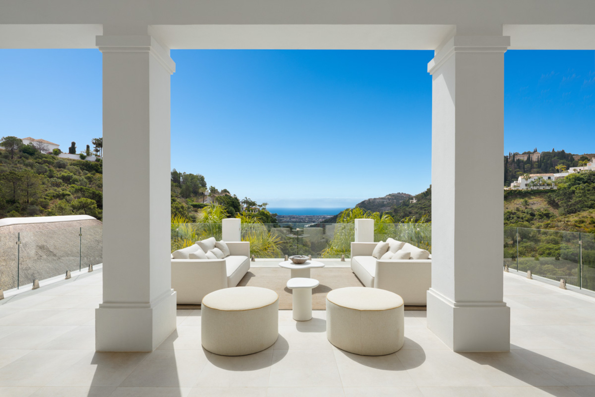 Новое здание - Villa -
Benahavís