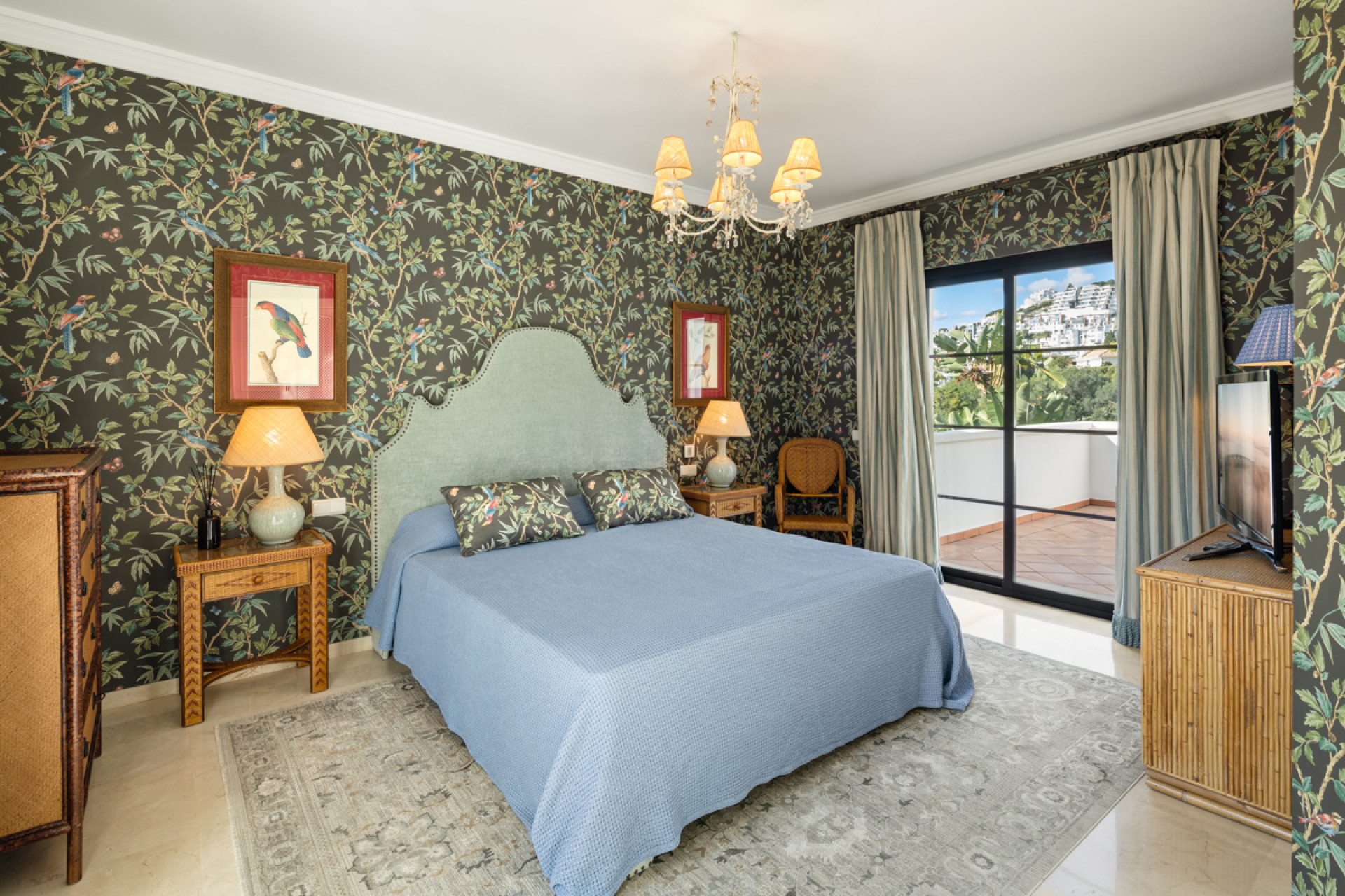 Новое здание - Villa -
Benahavís