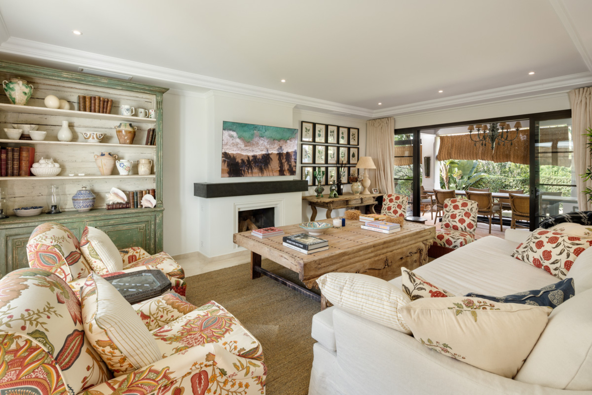 Новое здание - Villa -
Benahavís