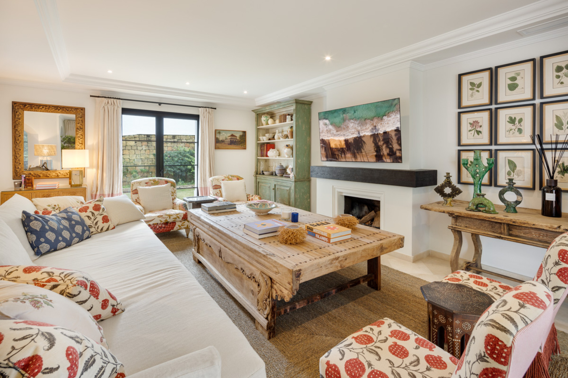 Новое здание - Villa -
Benahavís