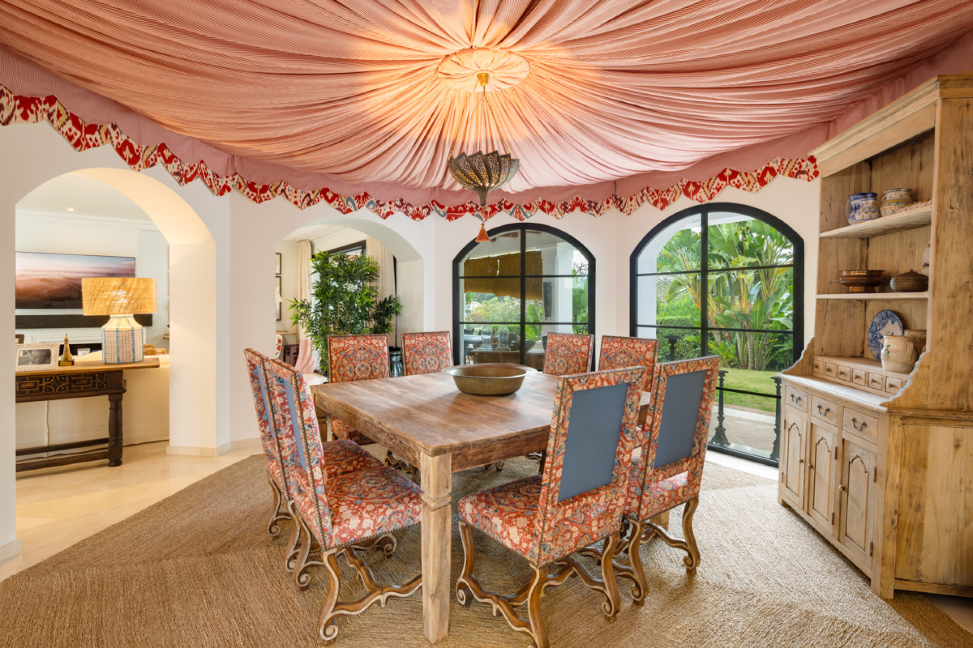 Новое здание - Villa -
Benahavís