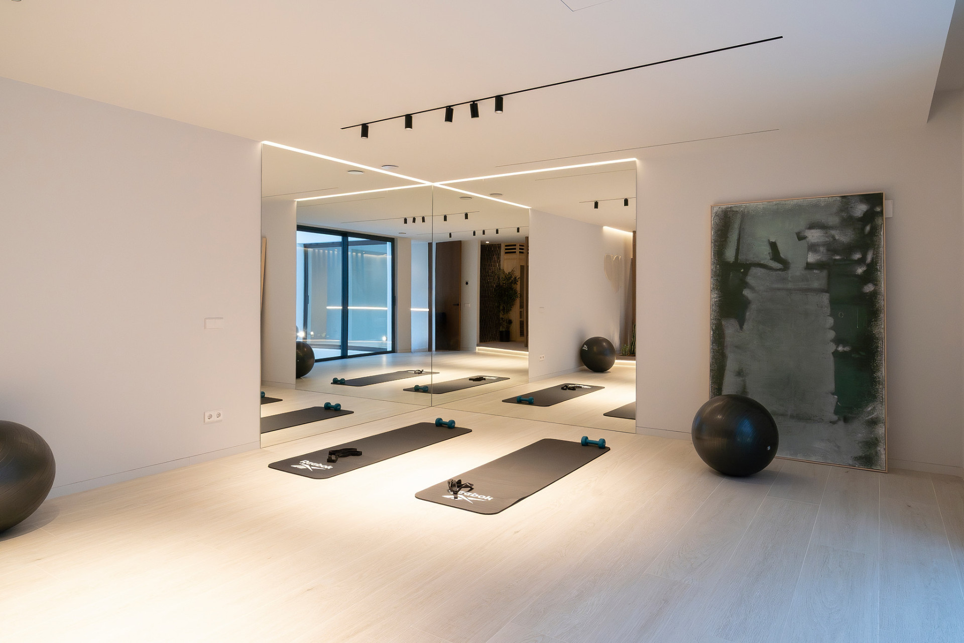 Новое здание - Villa -
Benahavís