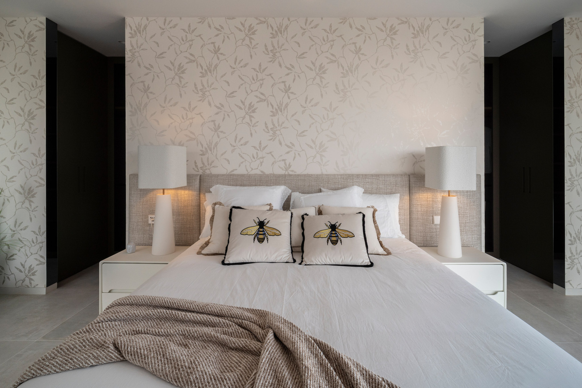 Новое здание - Villa -
Benahavís