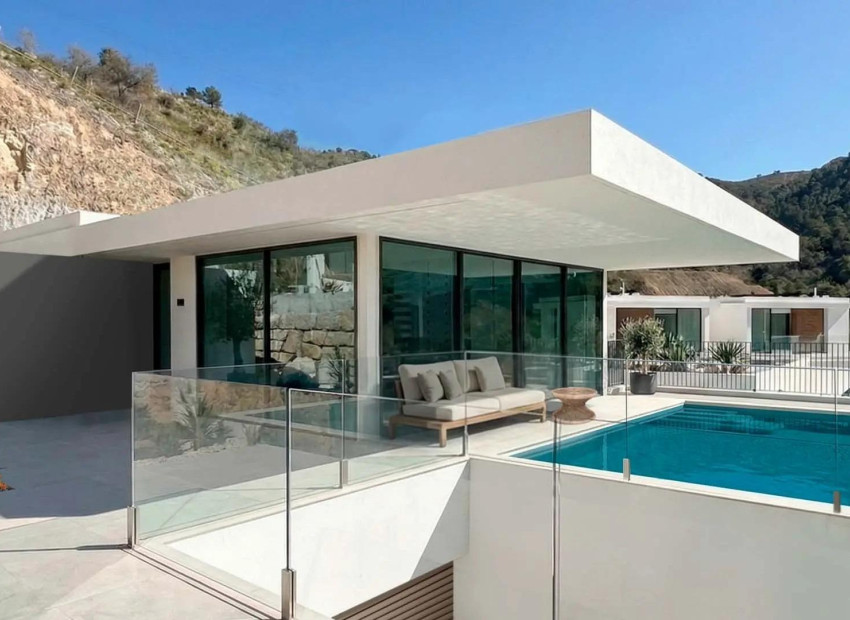 Новое здание - Villa -
Benidorm