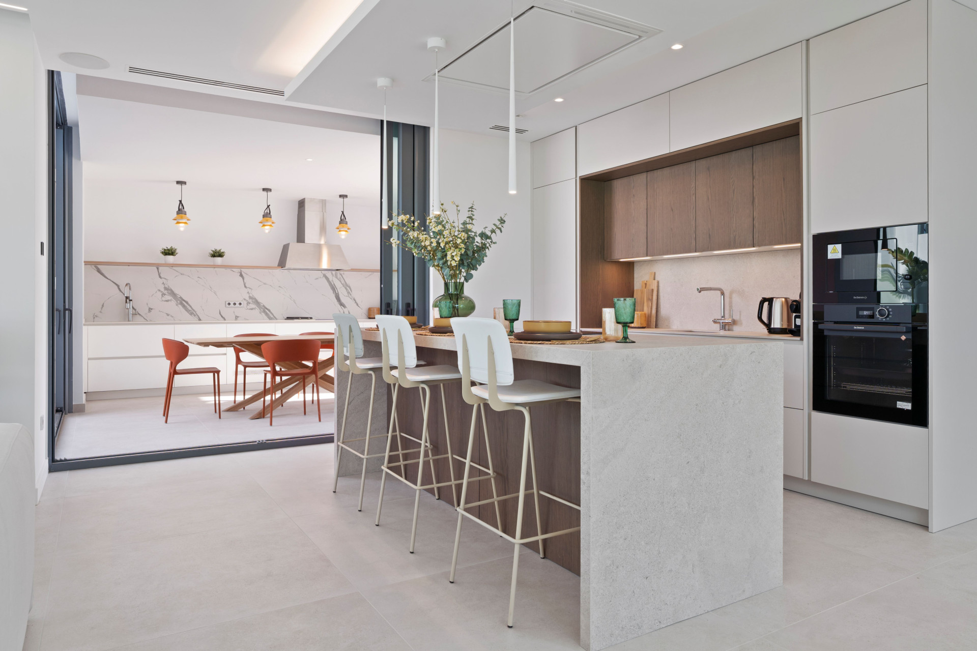 Новое здание - Villa -
Benidorm