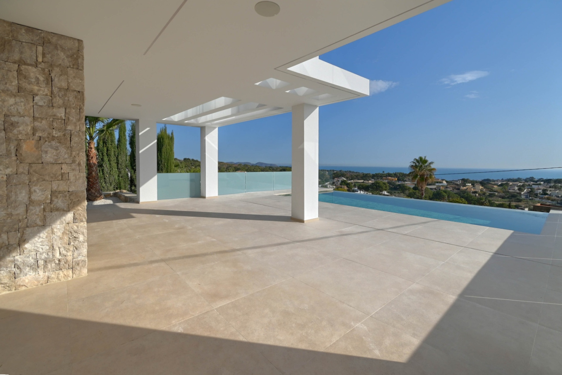 Новое здание - Villa -
Calpe
