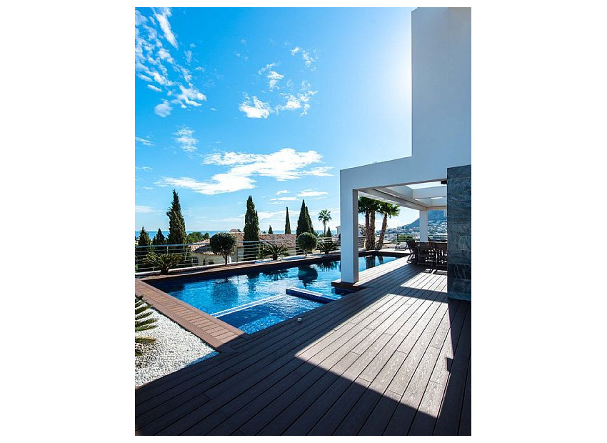 Новое здание - Villa -
Calpe