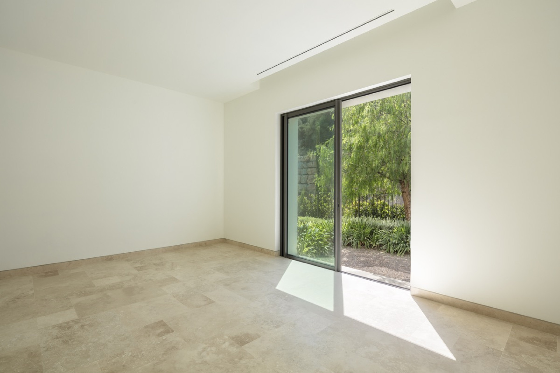 Новое здание - Villa -
Casares