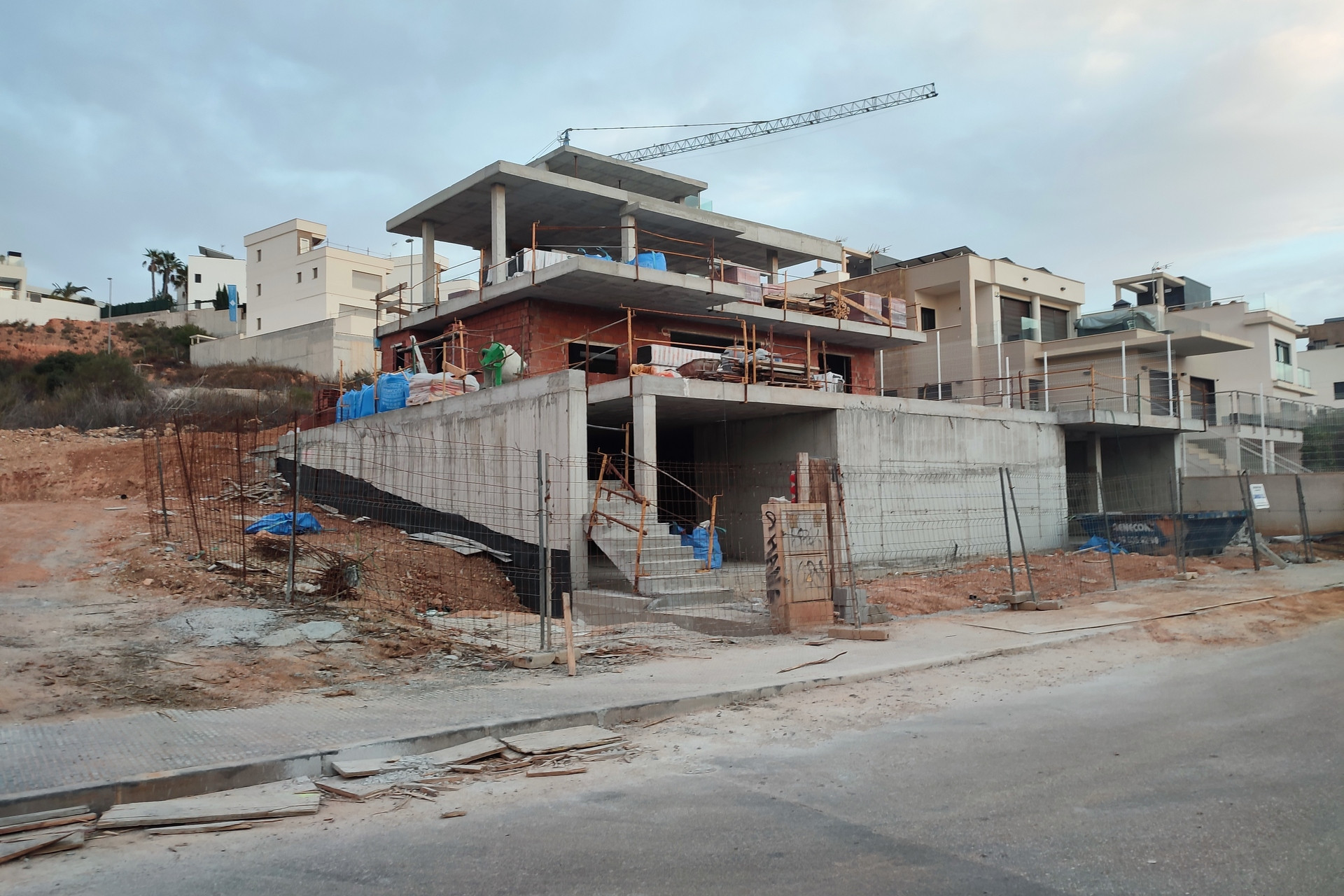 Новое здание - Villa -
Dehesa de Campoamor