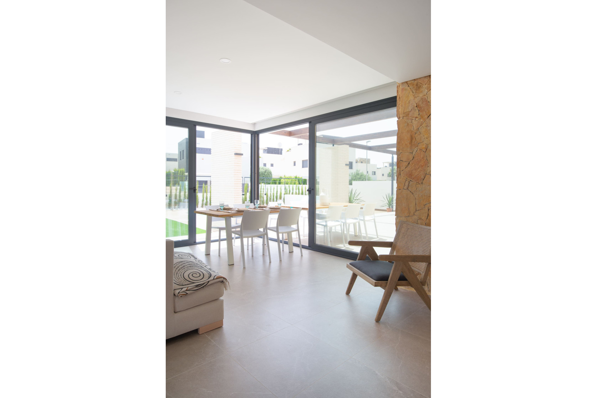 Новое здание - Villa -
Dehesa de Campoamor