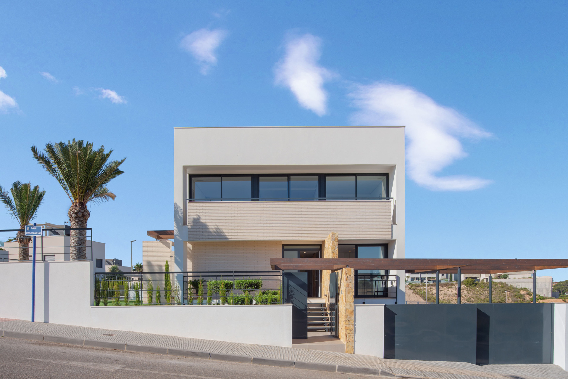 Новое здание - Villa -
Dehesa de Campoamor