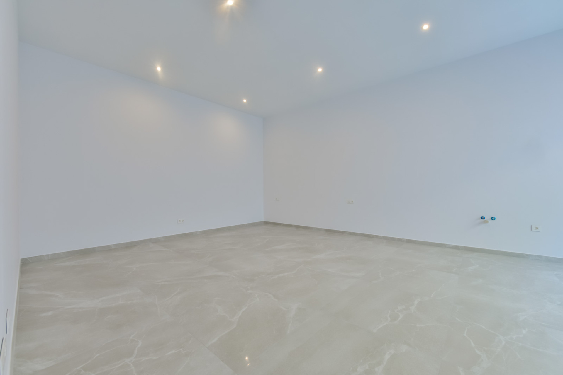 Новое здание - Villa -
Finestrat