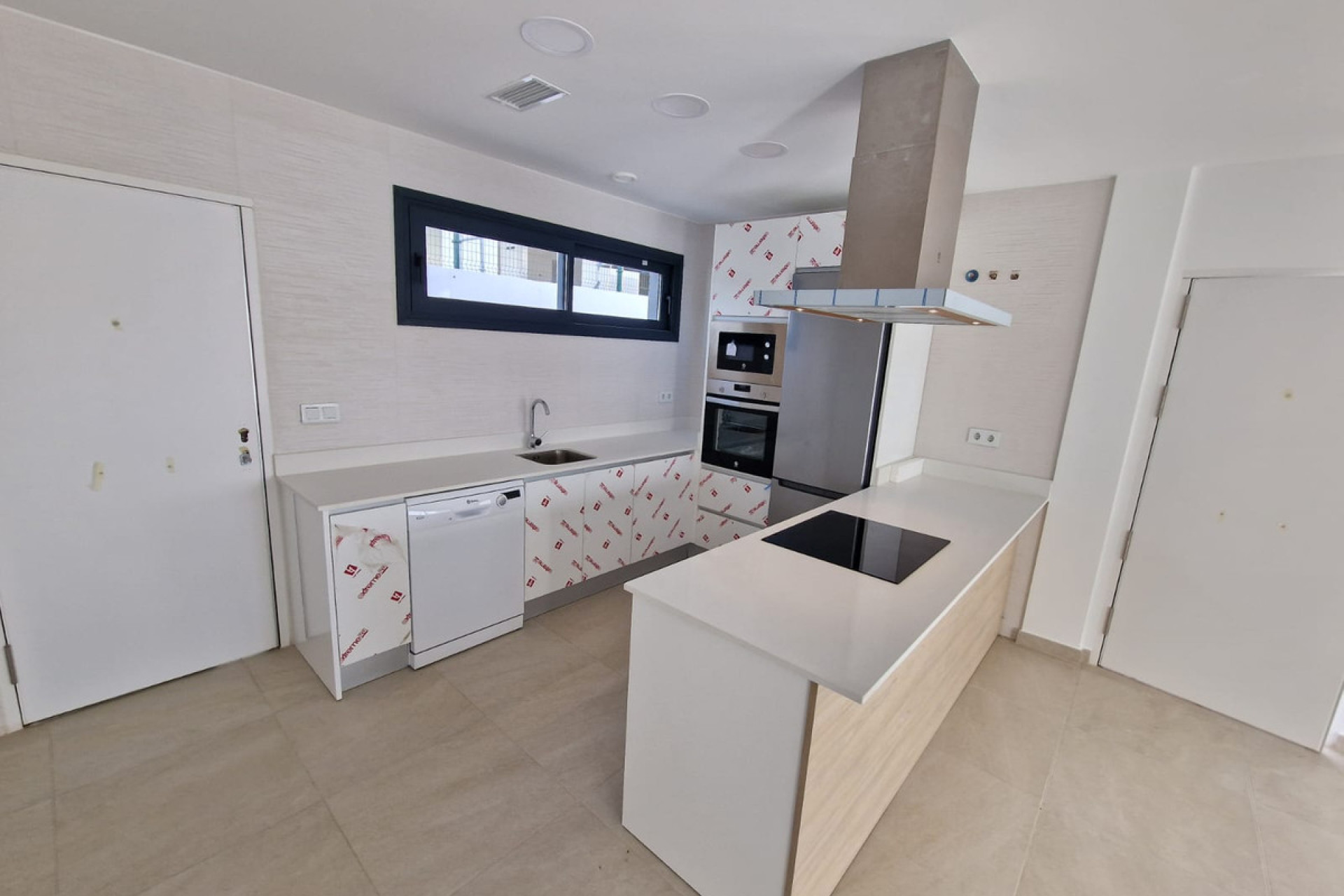 Новое здание - Villa -
Manilva