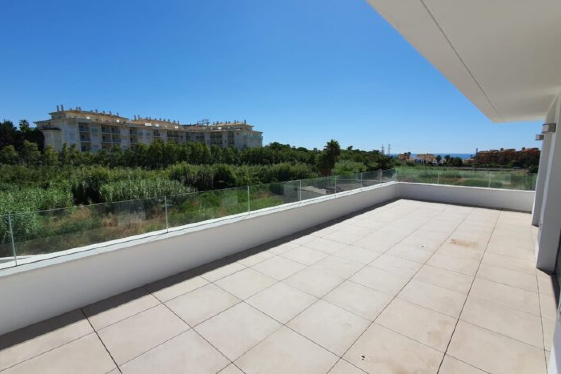 Новое здание - Villa -
Manilva