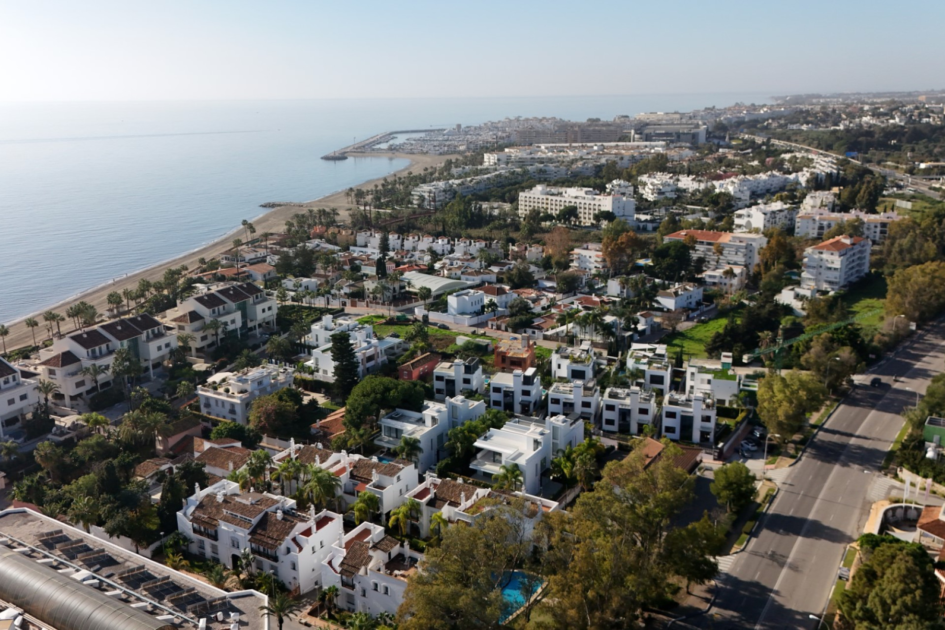 Новое здание - Villa -
Marbella