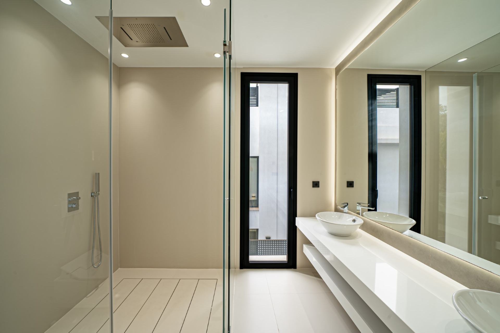 Новое здание - Villa -
Marbella