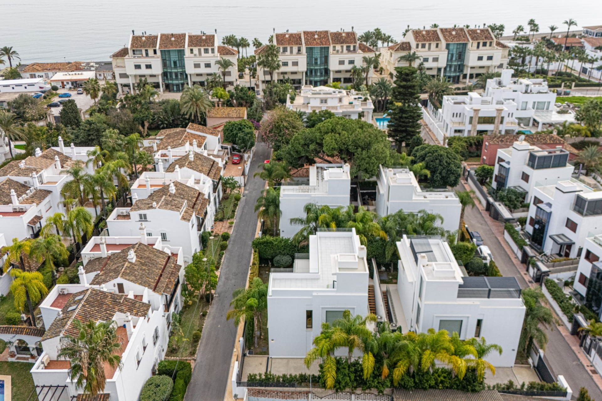 Новое здание - Villa -
Marbella