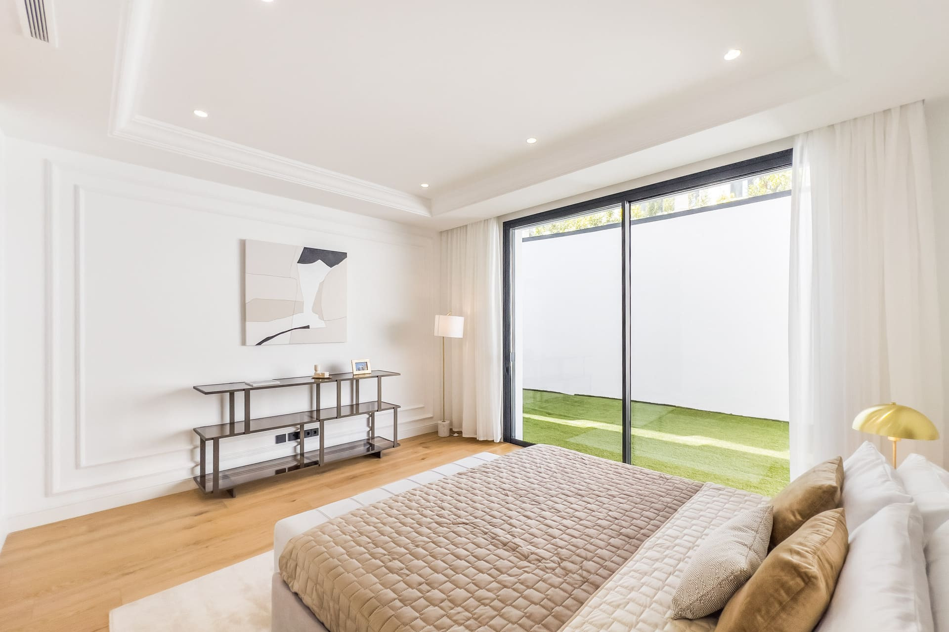 Новое здание - Villa -
Marbella