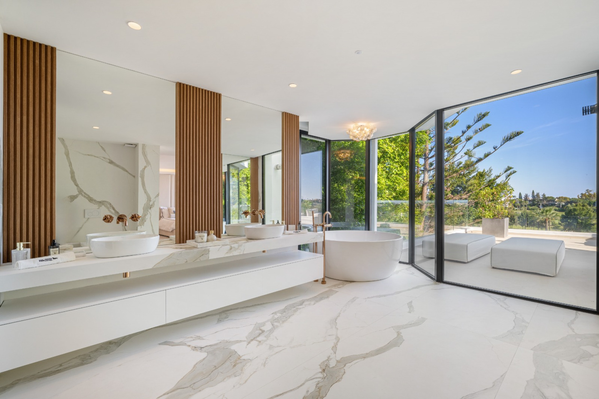 Новое здание - Villa -
Marbella