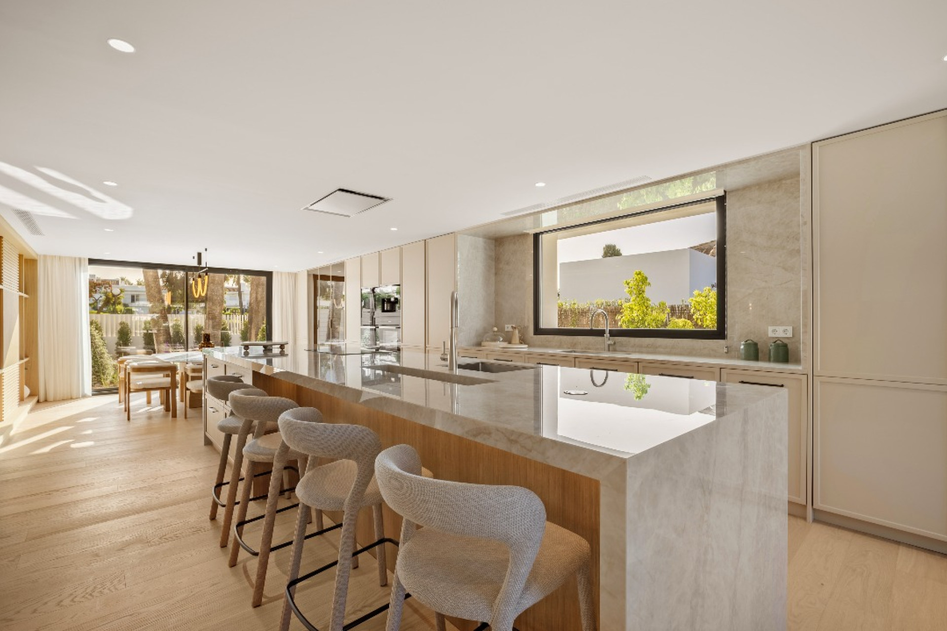 Новое здание - Villa -
Marbella