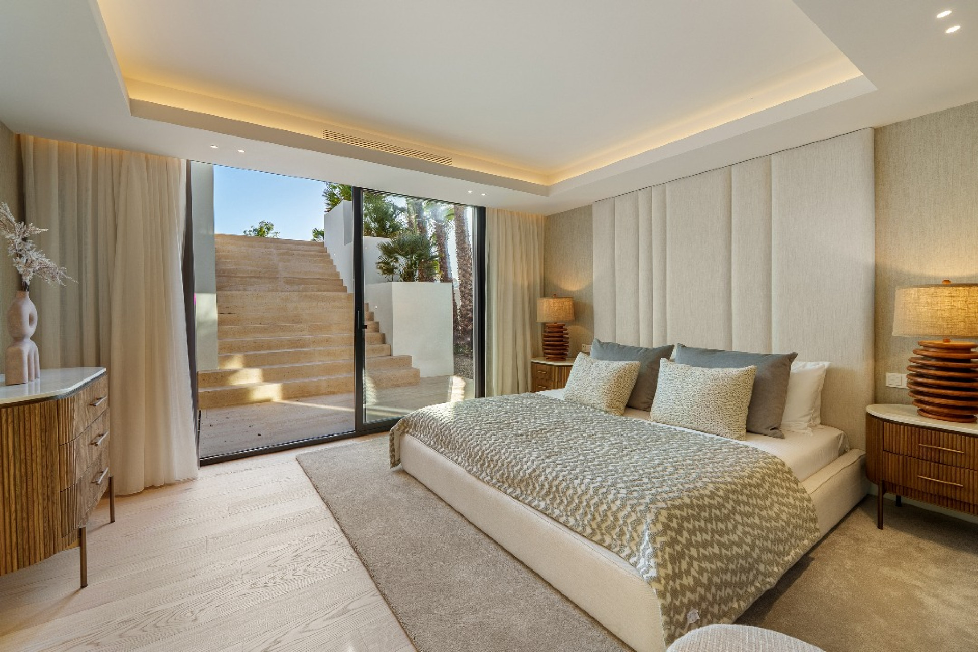 Новое здание - Villa -
Marbella