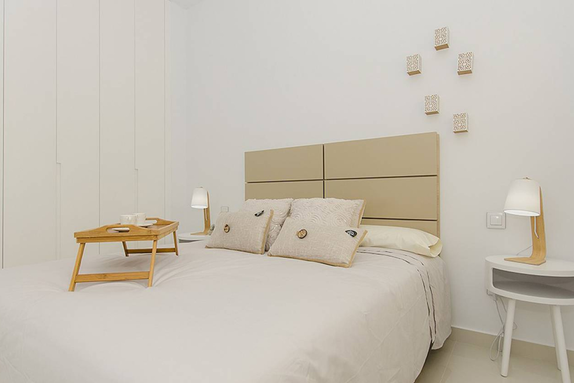 Новое здание - Villa -
Orihuela Costa