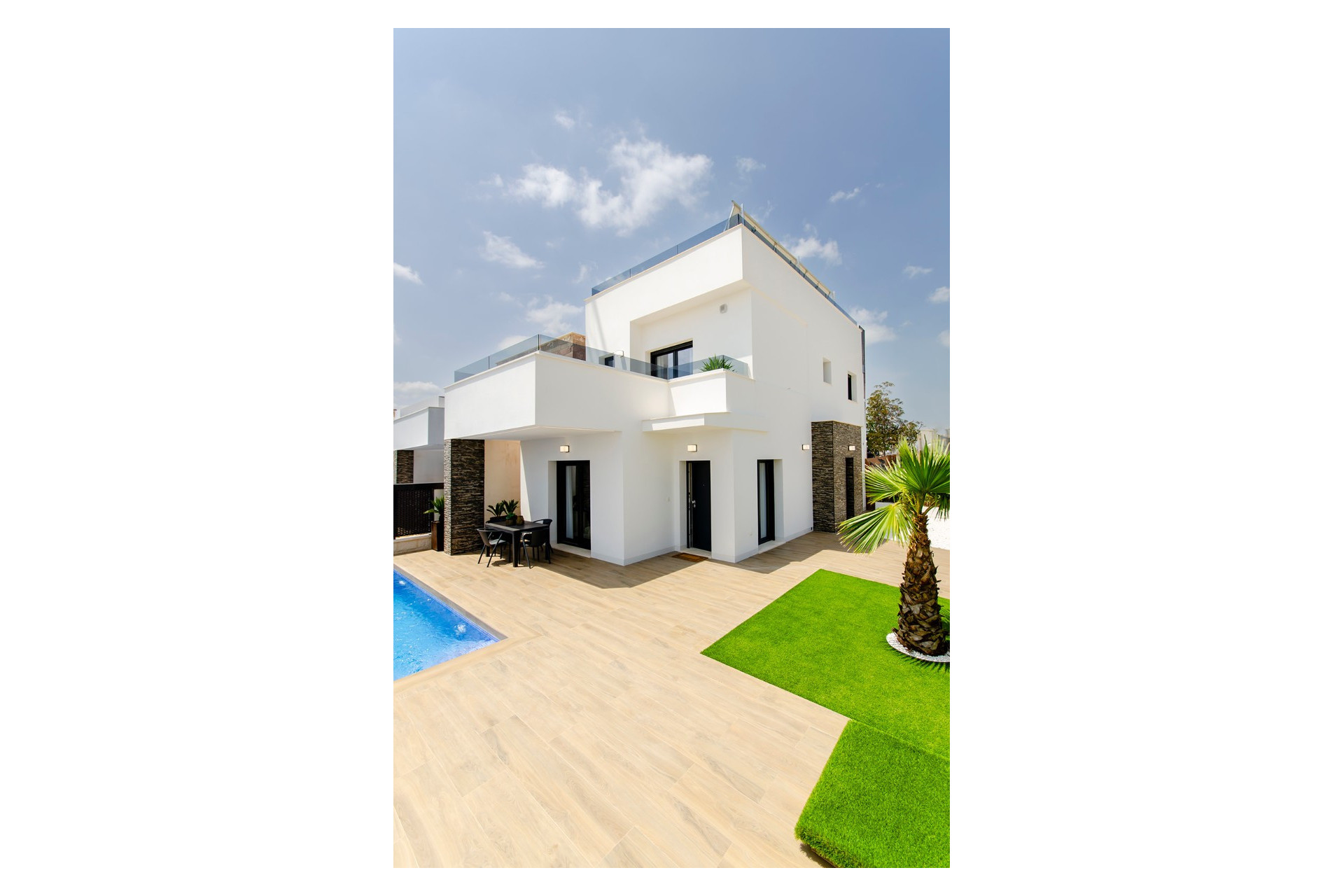 Новое здание - Villa -
Orihuela