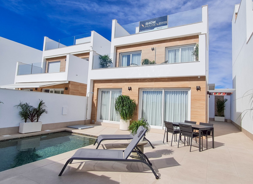 Новое здание - Villa -
San Pedro del   Pinatar - San Pedro del Pinatar 