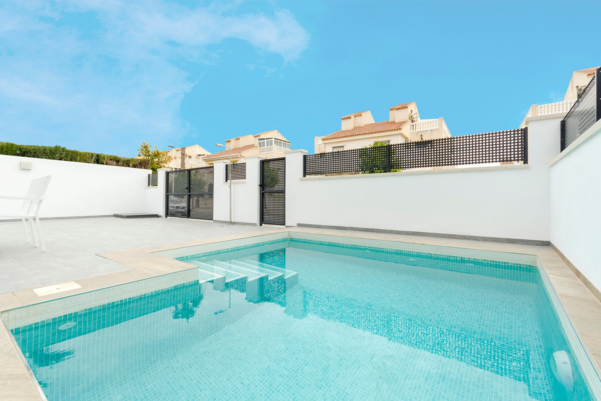 Новое здание - Villa -
Torrevieja - La Siesta - El Salado -  Torreta