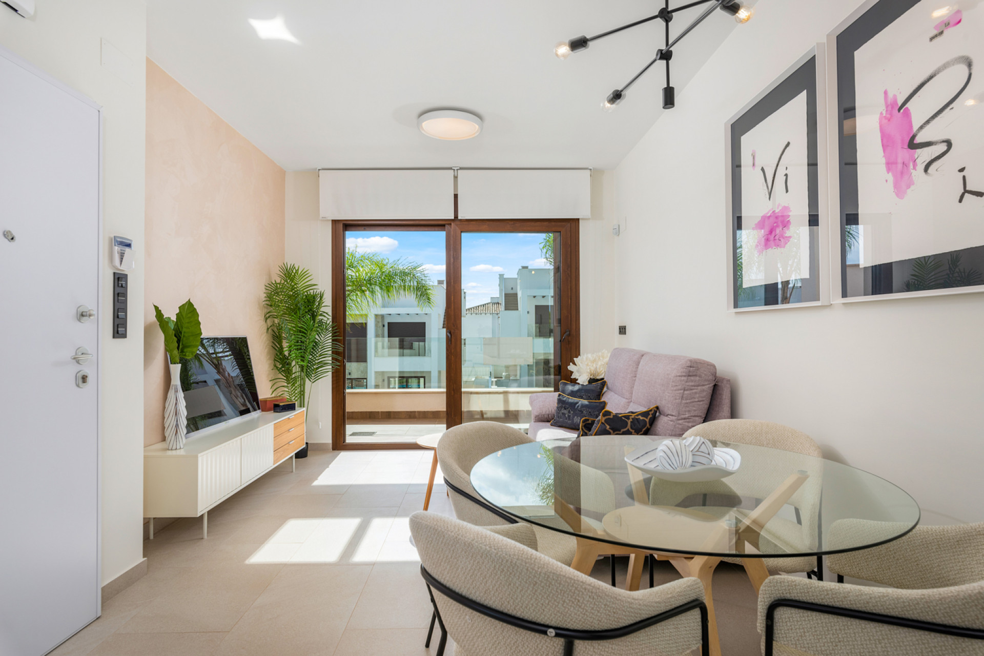 Nybyggnation - Bungalow -
Torrevieja