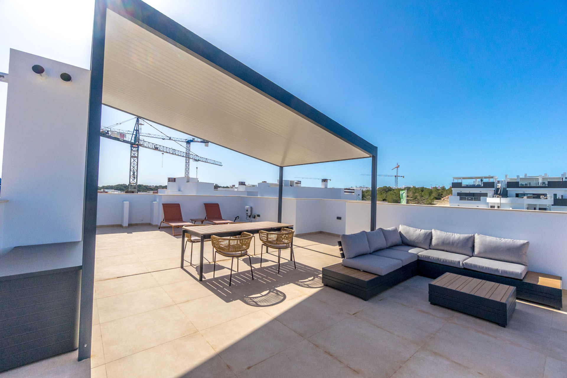 Nybyggnation - Bungalow -
Torrevieja