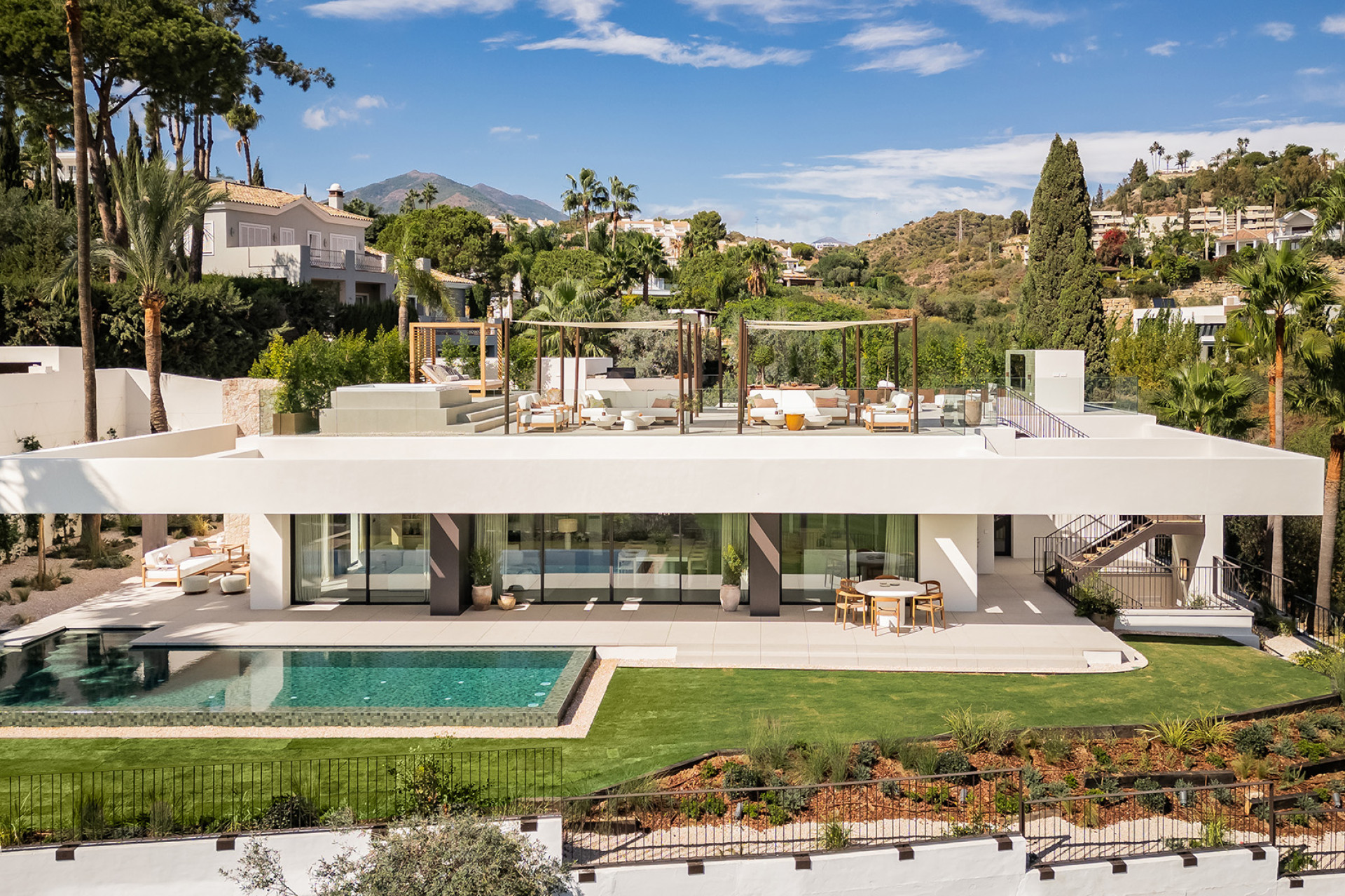 Nybyggnation - Villa -
Marbella