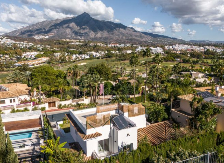 Nybyggnation - Villa -
Marbella