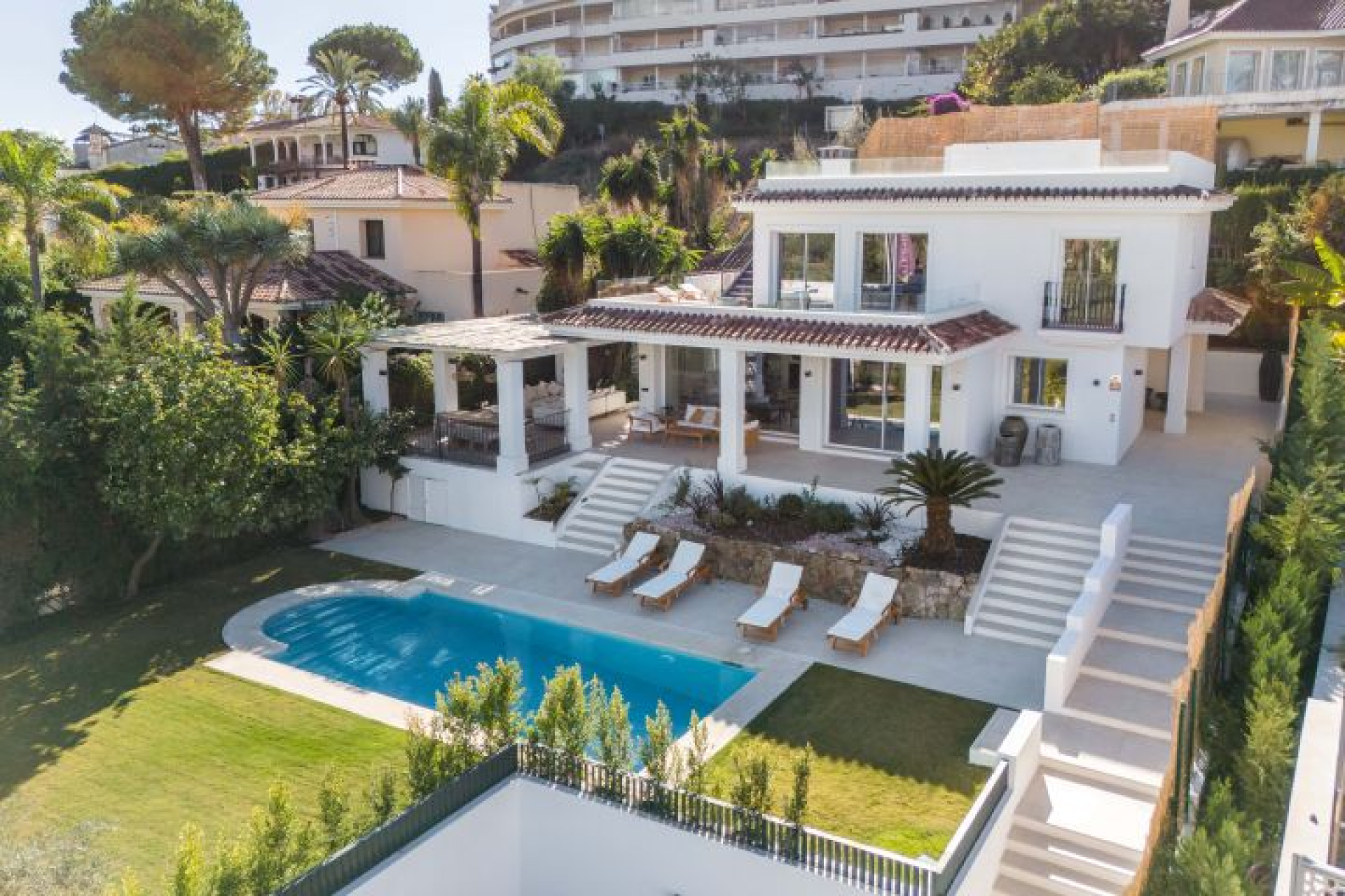 Nybyggnation - Villa -
Marbella