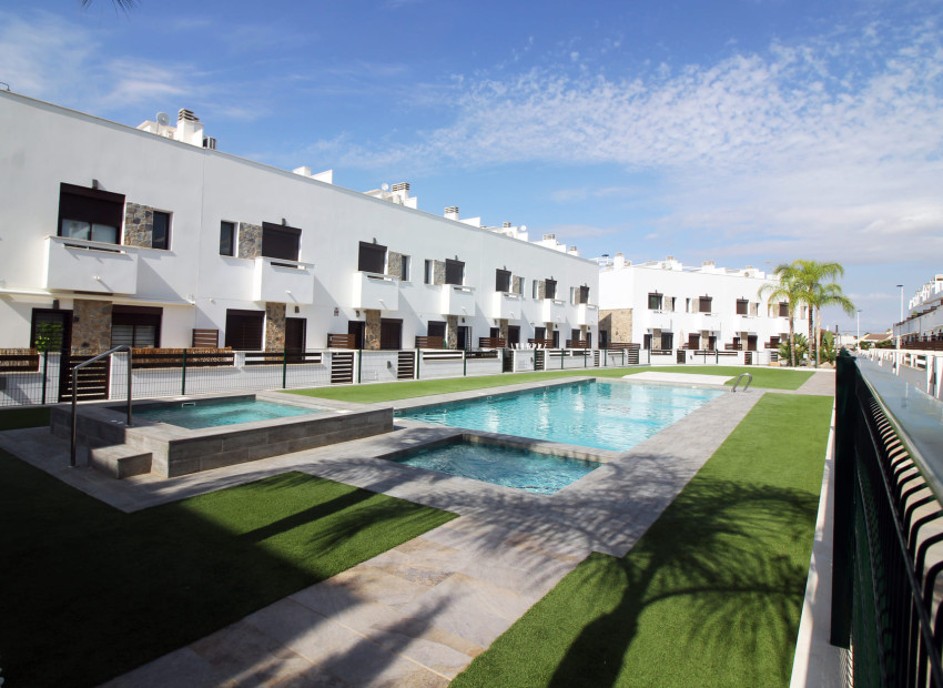 Nybyggnation - Villa / parhus -
Pilar de la Horadada