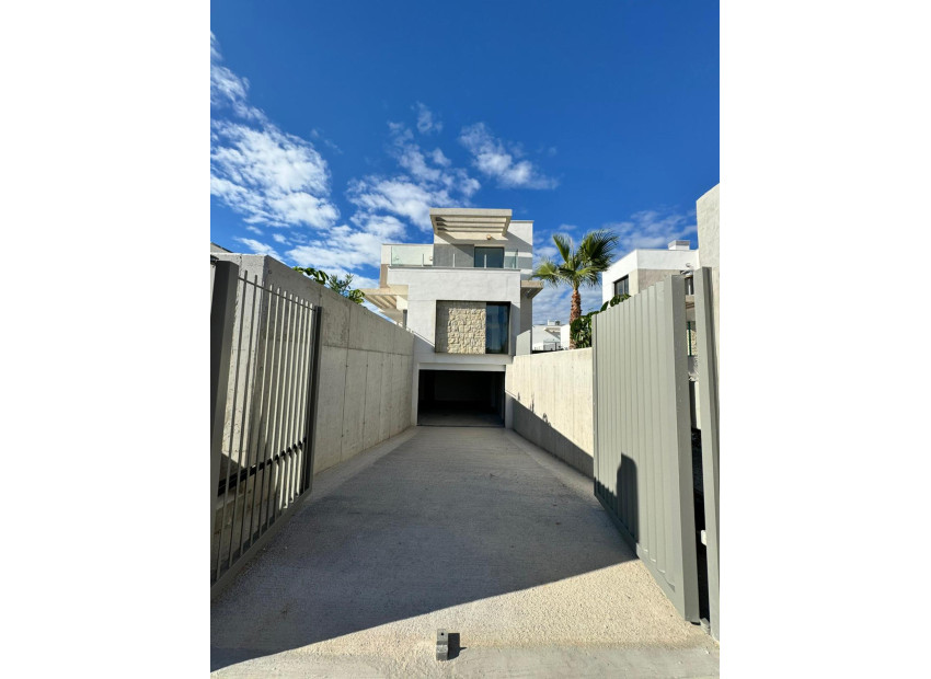 Obra nueva - Adosado -
Finestrat