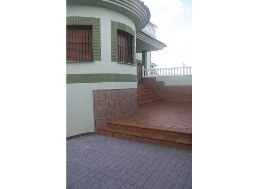 Obra nueva - Adosado -
Torrevieja